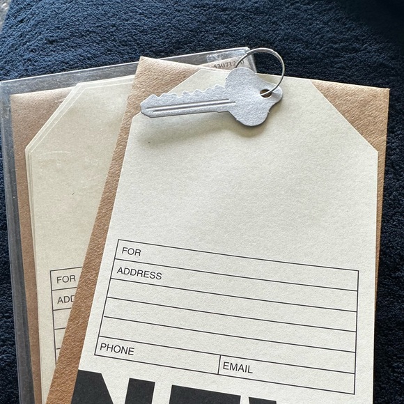 40-count set of New 🏡 Home Stationary. Get all 4 for $20. - Picture 3 of 4